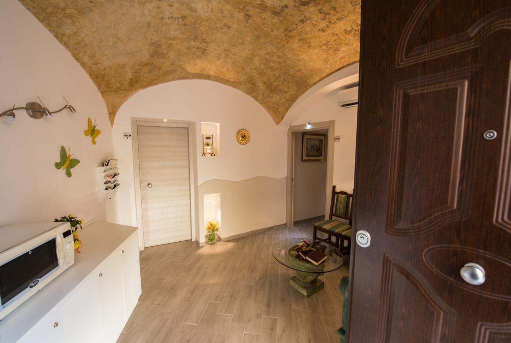 Petros Room Camere Salerno Ngoại thất bức ảnh