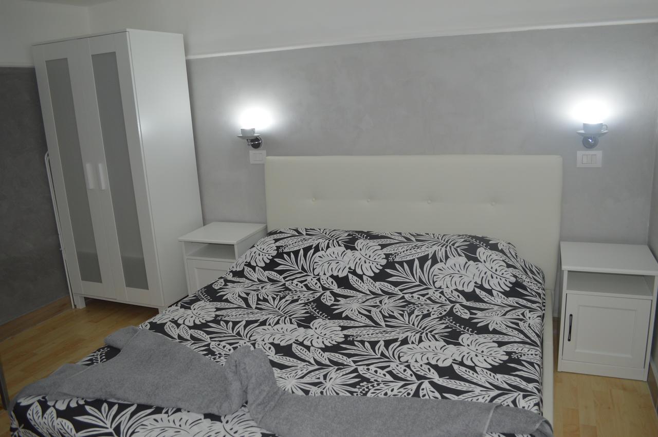Petros Room Camere Salerno Ngoại thất bức ảnh