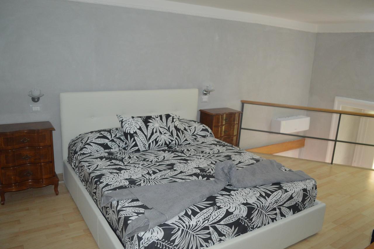 Petros Room Camere Salerno Ngoại thất bức ảnh